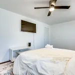 Charming Atlanta Home With Yard 7 Mi To Downtown!